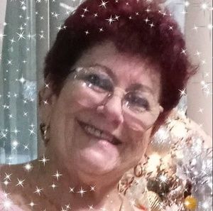 Meet your Posher, Amparo